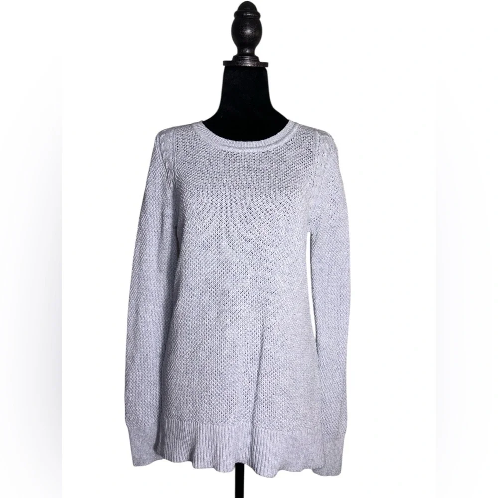 LOFT Long-Sleeve Pullover Sweater Cable Knit Crew neck Light lavander Size Med